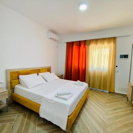 Bunec Seascape Villa Piqeras Екстер'єр фото